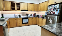 Fully furnished 3 bedroom upper level apartment in Kapsalos 