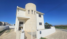Spacious 3 bedroom house to rent in Kapparis
