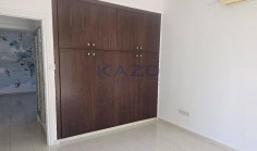 Spacious unfurnished upper level apartment in quiet Polemidia Kato 