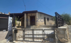 Spacious detached house in peaceful Monagroulli village 