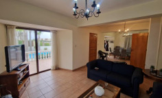 Spacious 3 bedroom house to rent in Agia Thekla