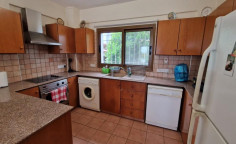 Spacious 3 bedroom house to rent in Agia Thekla