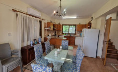 Spacious 3 bedroom house to rent in Agia Thekla