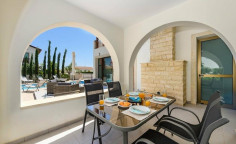 Luxury 3 bedroom house to rent in Agia Thekla