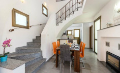 Luxury 3 bedroom house to rent in Agia Thekla