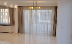 Spacious 3 bedroom apartment to rent in Agioi Omologites