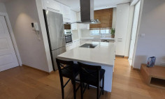 3 bedrooms apartment to rent in Lykabittos