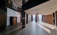 Commercial for sale in Agioi Omologites