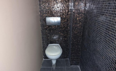 Commercial for sale in Agioi Omologites