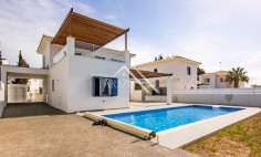 3 bedroom house in Pervolia 