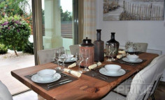 6 bedroom villa for sale in Chloraka