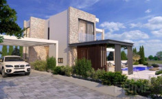 3 bedroom villa with swimming pool for sale in Sea Caves