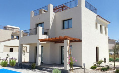 Beautiful 3 bed villa for sale in Kouklia