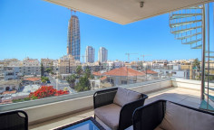 2 bedroom penthouse in Neapolis with roof garden 