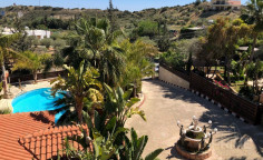 Large 4 bedroom villa with swimming pool for sale in Agios Tychonas