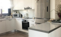 Luxury 2 bedroom furnished apartment with swimming pool for sale in Mesa Geitonia
