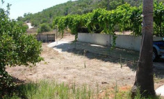 3 bedroom furnished house with swimming pool for sale in Protaras