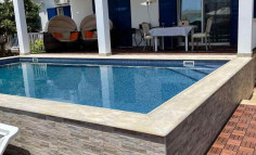 4 bedroom bungalow with swimming pool for sale in Coral Bay