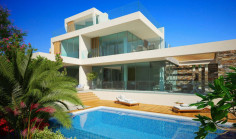 4 bedroom villa with swimming pool for sale in Secret Valley