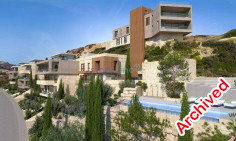 3 bedroom apartment 300m from beach 