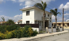 Beautiful corner house for sale in Aradippou 