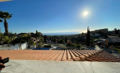 Luxury 5 bedrooms villa in Tala with sea views 