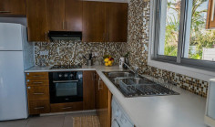 3 house with swimming pool for sale in Perivolia