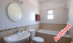 Spacious 3 bedroom house with swimming pool for sale in Pissouri