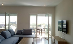 4 bedroom apartment with swimming pool to rent in Amathus area