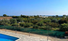 3 bedroom house with swimming pool for sale in Maroni
