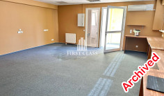 Spacious shop to rent in Acropolis