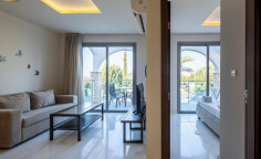Luxury 2 bedroom apartment with swimming pool for sale in Latsi