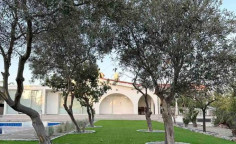 4 bedroom house with swimming pool to rent in Moni