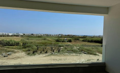 Luxury 2 bedroom furnished apartment with swimming pool to rent in Livadia