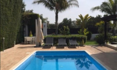 Lovely 4 house with swimming pool for sale in Agios Athanasios
