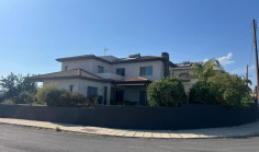4 bedroom house to rent in Erimi