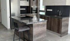 Spacious 1 bedroom unfurnished apartment to rent in Agioi Omologites