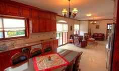 6 bedroom furnished house with swimming pool for sale in Agia Fyla