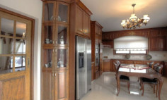 6 bedroom furnished house with swimming pool for sale in Agia Fyla