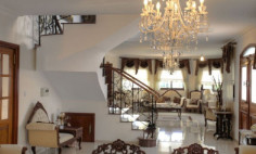 6 bedroom furnished house with swimming pool for sale in Agia Fyla