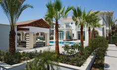 Luxury 4 bedroom house for sale in Perivolia