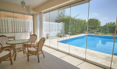 3 bedroom furnished house with swimming pool for sale in Coral Bay
