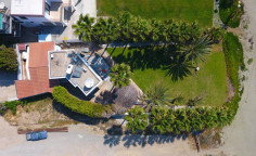 Beachfront house for sale on excellent location on Dekelia road offering the best sea view from beachfront bedroom on the island! Beachfront house for sale on excellent location on Dekelia road offering the best sea view from beachfront bedroom on the island!