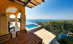 5 bedroom furnished house with swimming pool for sale in Aphrodite Hills