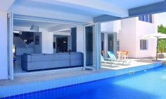 Luxury villa on a big plot of land 