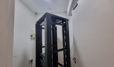 Spacious office to rent in Linopetra