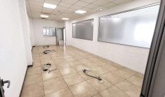 Spacious office to rent in Linopetra
