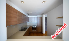 Beach front apartment in Larnaca town 