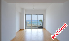 Beach front apartment in Larnaca town 