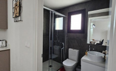 Beautiful 1 bedroom furnished apartment with swimming pool to rent in Zakaki